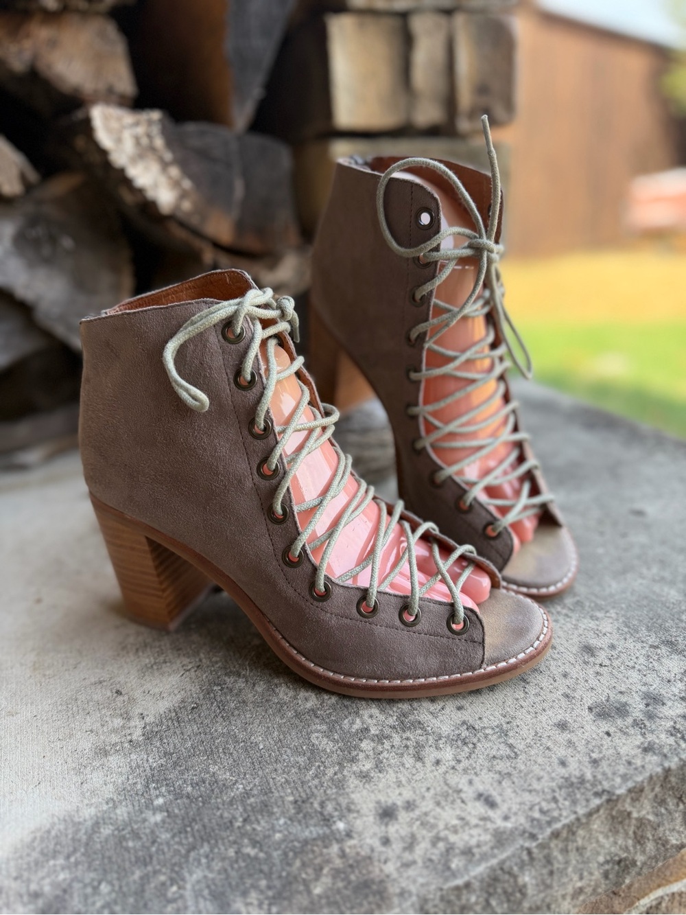Jeffrey Campbell Taupe Suede Lace-Up Peep-Toe Heeled Booties Sz-7.5.  Loc W
